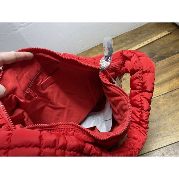 Free People Movement Quilted Carryall Bag Purse in Chef’s Kiss Red NWT - Picture 11 of 13